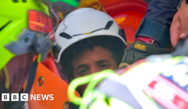 Two boys pulled from Venezuela earthquake rubble among 33 people rescued over weekend - BBC