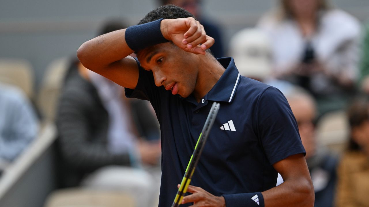 Canada's Felix Auger-Aliassime eliminated in French Open quarterfinals