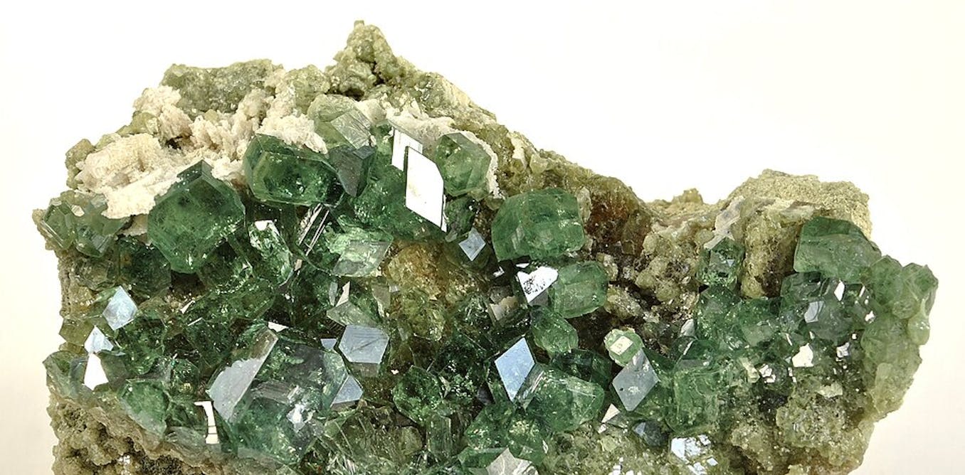 We discovered a new rock type containing garnet inside a meteorite fragment from Mars