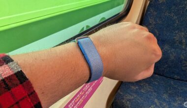 Fitbit Air on a wrist.