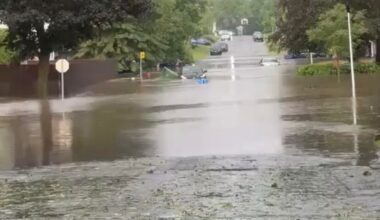 Severe thunderstorm watch issued for Montreal as saturated ground raises more flood risk