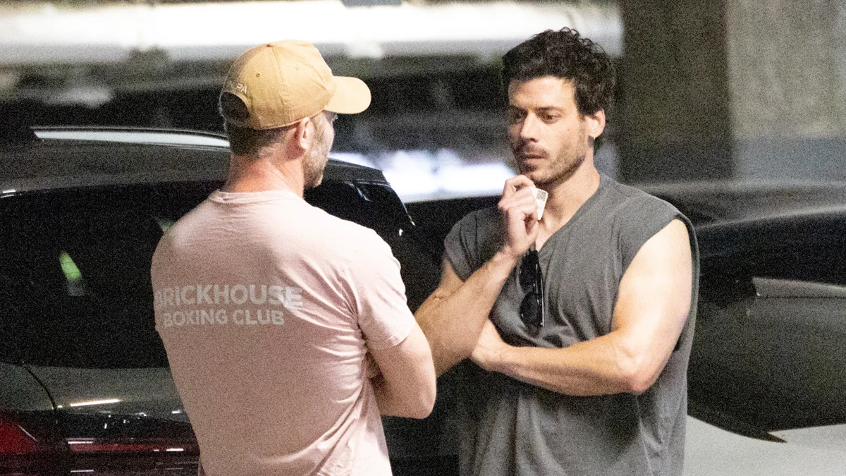 François Arnaud & Luke Macfarlane Head Out After a Late Night Workout in West Hollywood - Just Jared - Celebrity News and Gossip