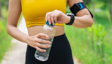 US heat wave doesn’t have to derail summer fun or fitness. Here are hydration tips, what to eat and when to exercise