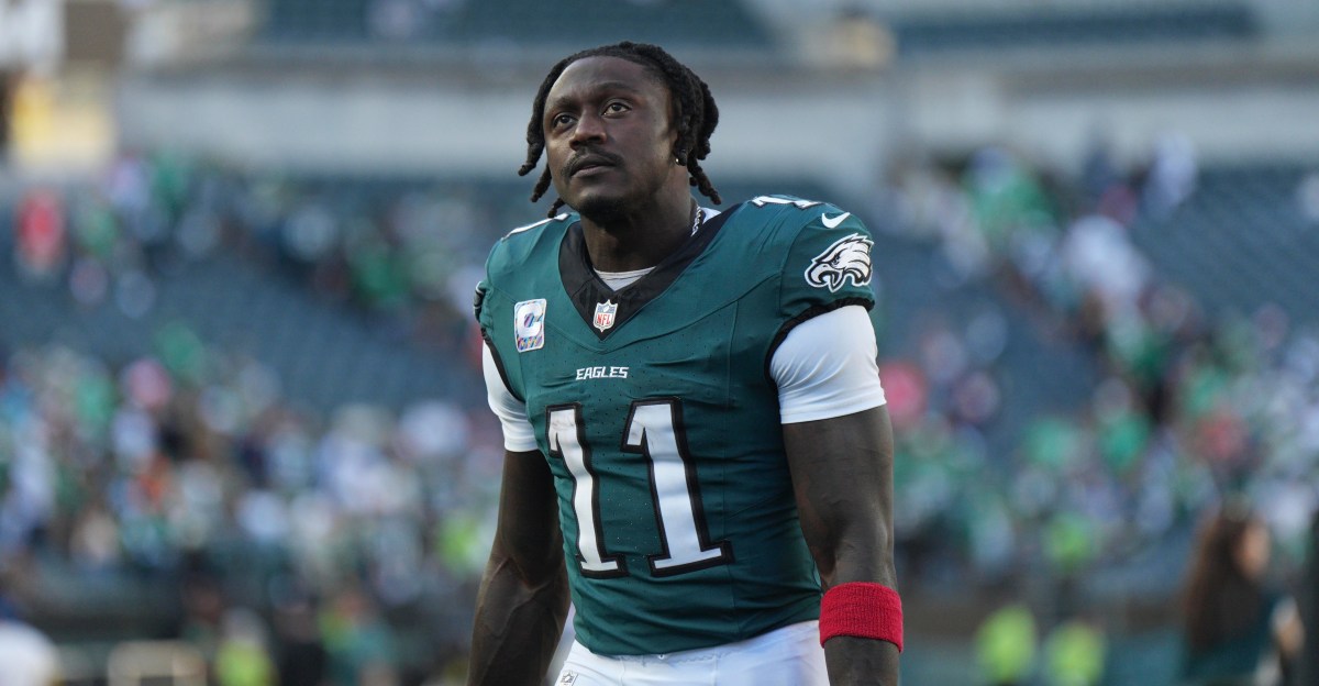 A.J. Brown trade talks between Patriots, Eagles entering critical phase