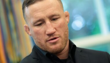 Sean Strickland Calls Justin Gaethje Spineless B*tch
