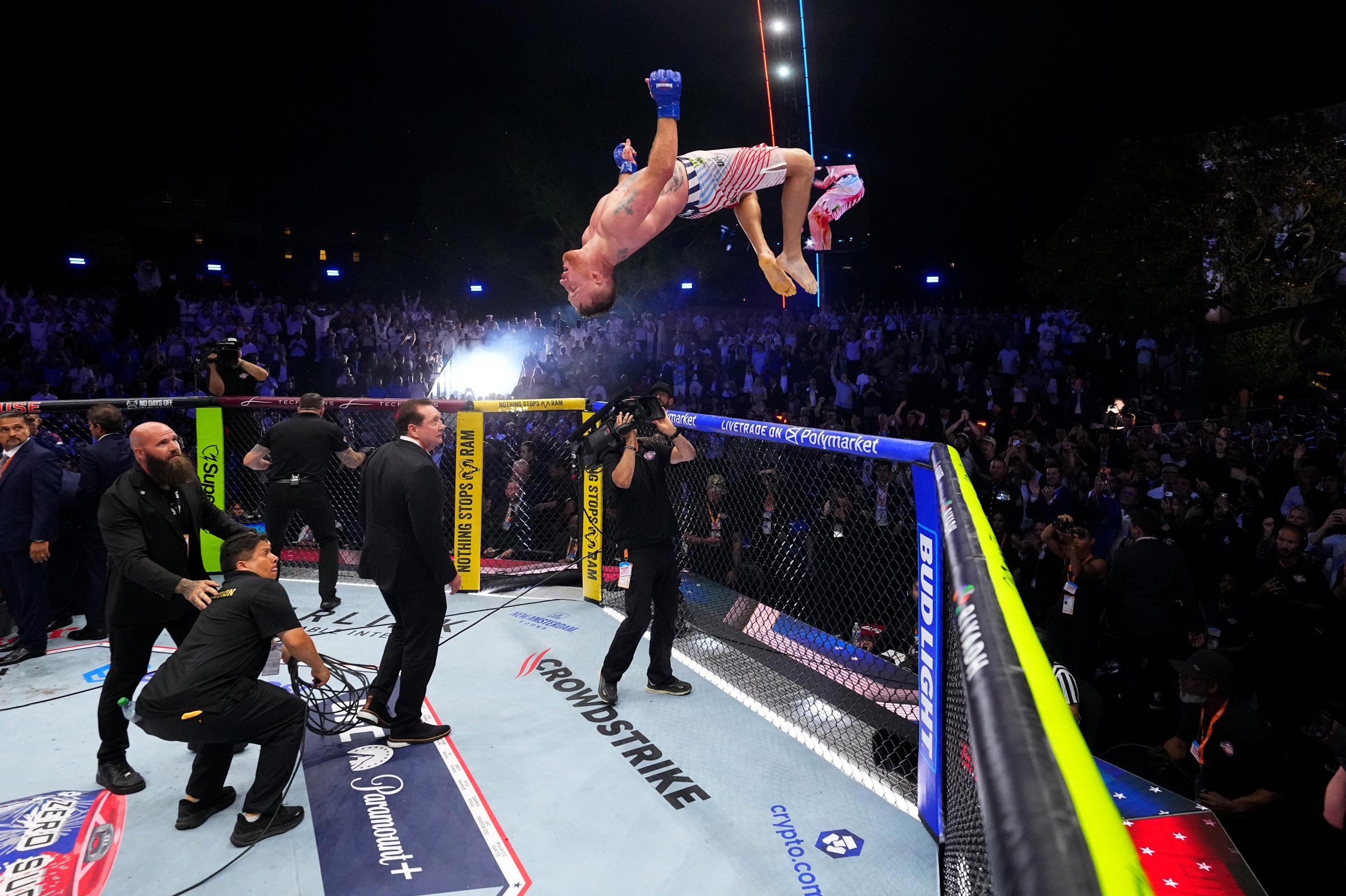 WASHINGTON, DC - JUNE 14: Justin Gaethje celebrates his win in the UFC lightweight championship fight during the UFC Freedom 250 event on the South Lawn at the White House on June 14, 2026 in Washington, DC. (Photo by Jeff Bottari/Zuffa LLC)