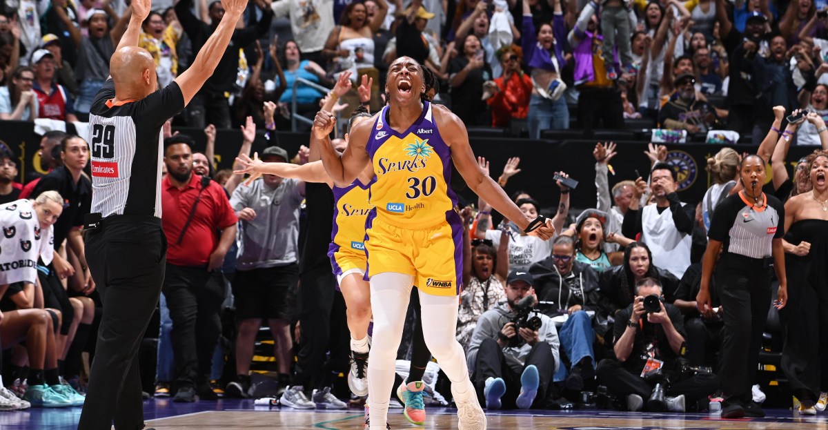 WNBA: A magical, milestone night ends with an Ogwumike game-winner