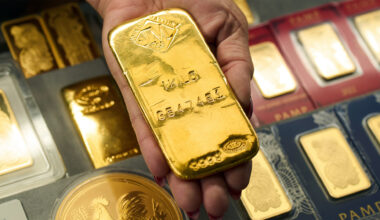 Why is the price of gold trending down? | Financial Markets News