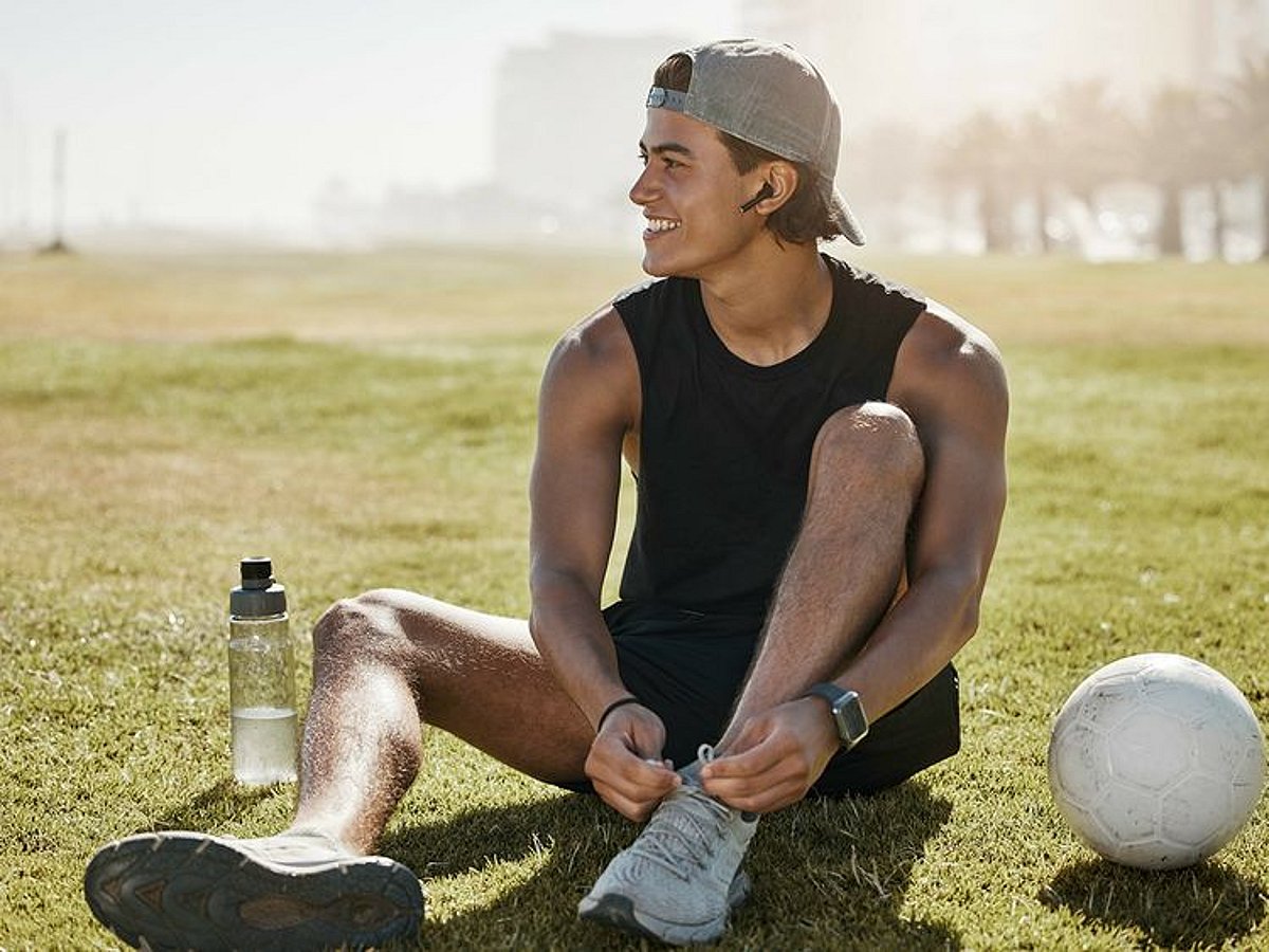 5 best wireless workout earbuds under Dh1000 for gym, running and fitness, UAE 2026