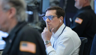 Private equity is struggling with exits, even as the AI deal boom takes over Wall Street