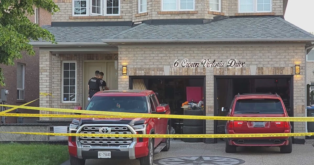 One man dead and at least two suspects are wanted after shooting in a Brampton home – CP24
