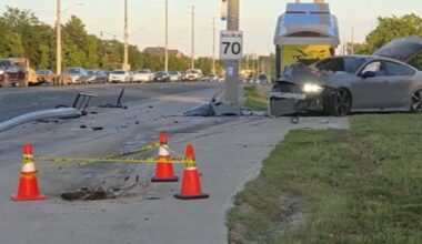 Bus shelter gets destroyed in Brampton crash – CP24