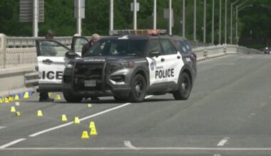 24-year-old suspect in custody for allegedly shooting at a police officer in Mississauga – CP24
