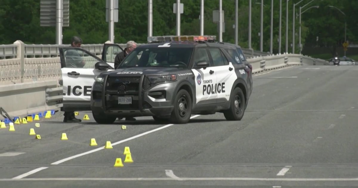 24-year-old suspect in custody for allegedly shooting at a police officer in Mississauga – CP24