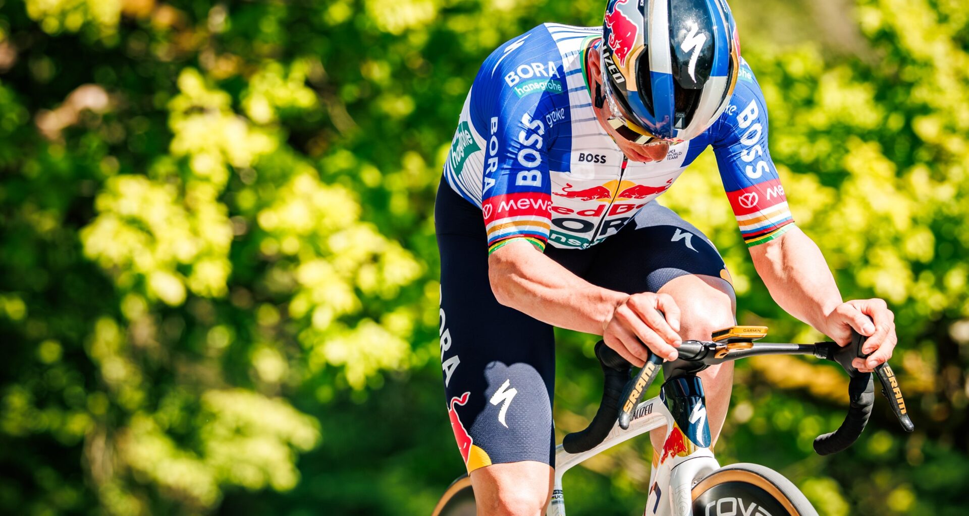 Remco Evenepoel appears to reveal extraordinary FTP figures in YouTube video