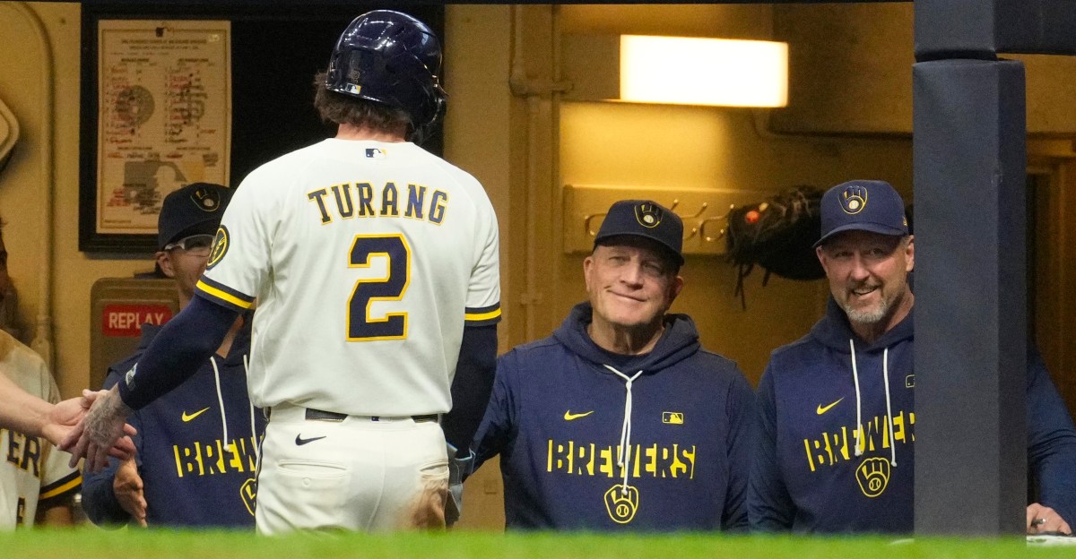 Turang snaps skid as Brewers bats explode in 2nd inning for 16-2 win over Giants