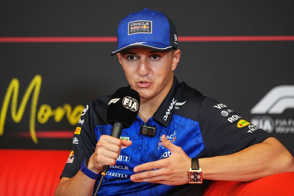 Isack Hadjar, Red Bull Racing