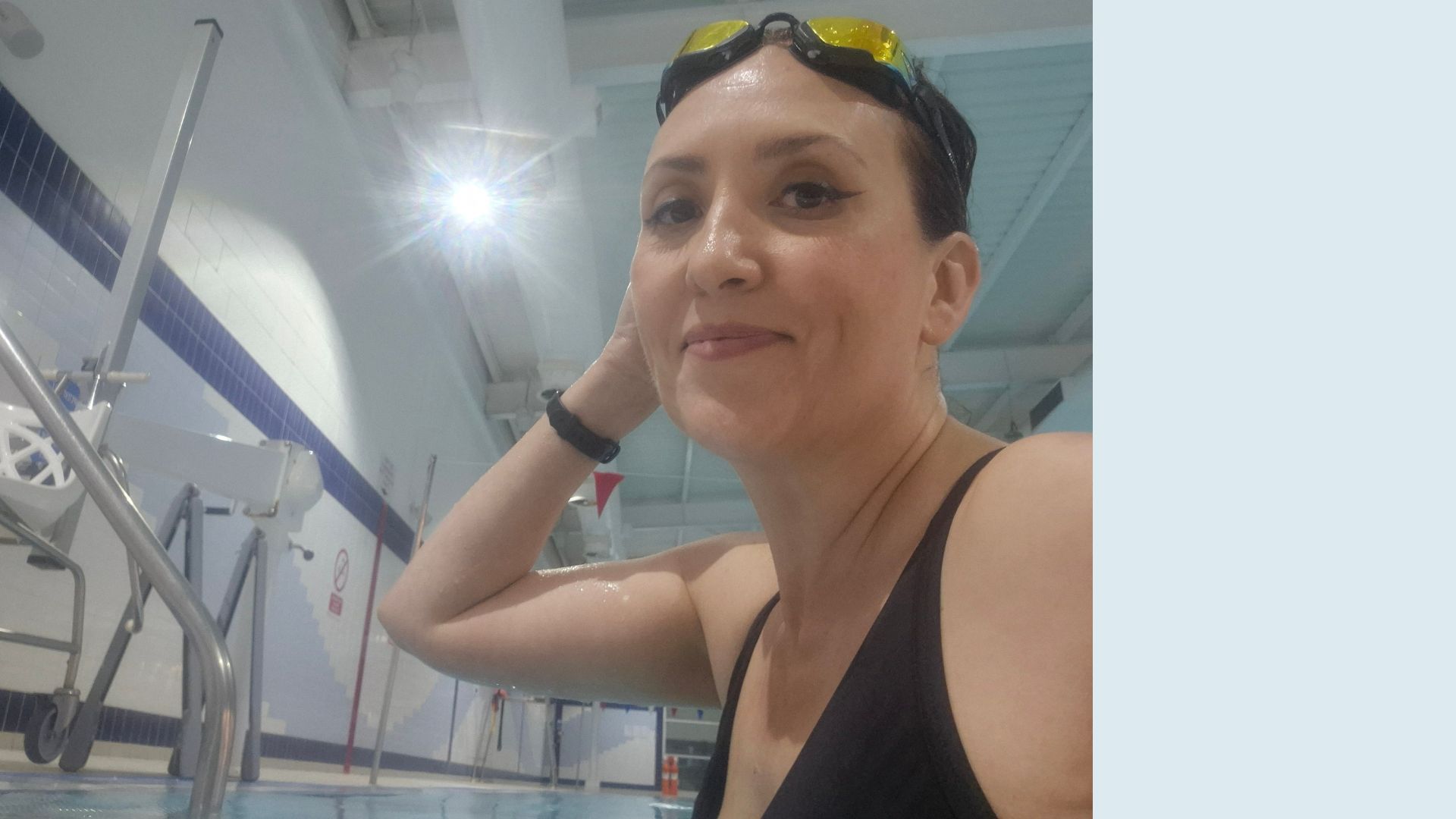 Kerry Law doing 10-minute swimming workout in the pool