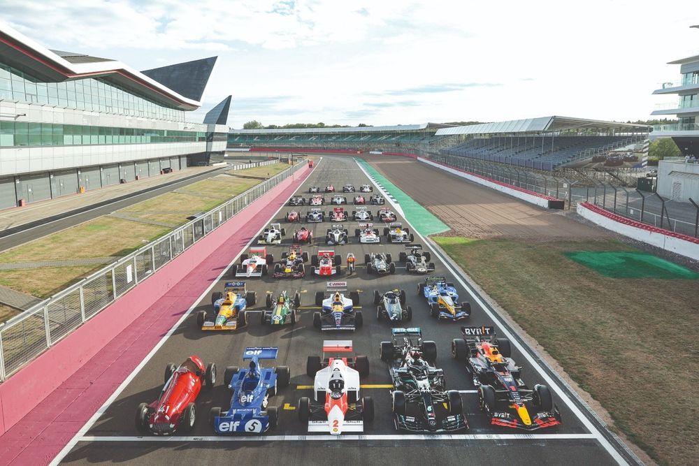 The history and evolution 
of Formula 1 (ignore the two-wheeled interloper)