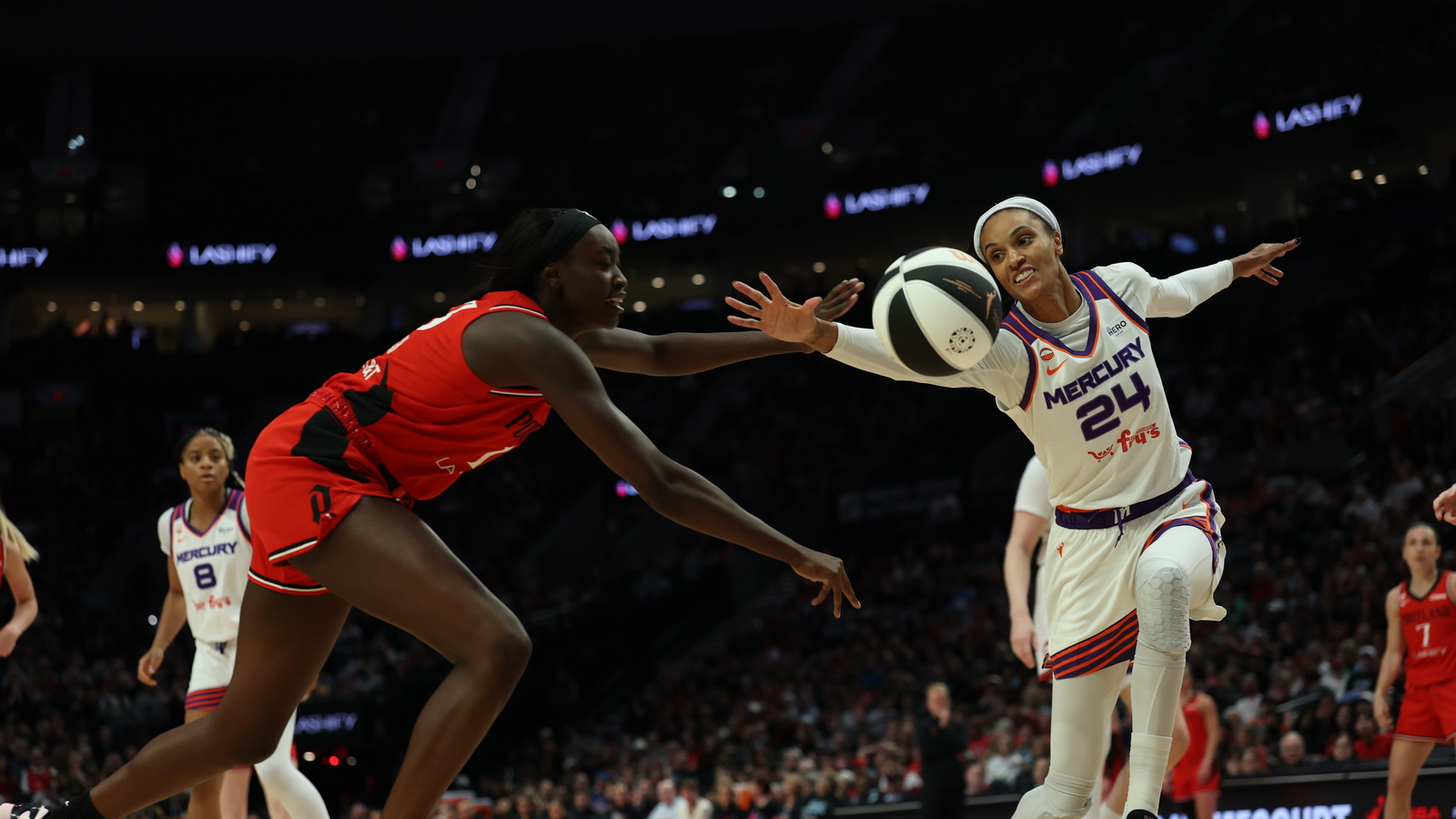 WNBA Nightcap: Aces host GS, Wings beat LA, Sky stop skid