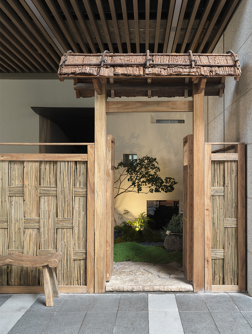 kisu tempura restaurant reconstructs kyoto's architectural language in hangzhou - 1
