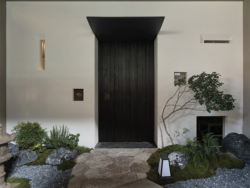 kisu tempura restaurant reconstructs kyoto's architectural language in hangzhou - 2