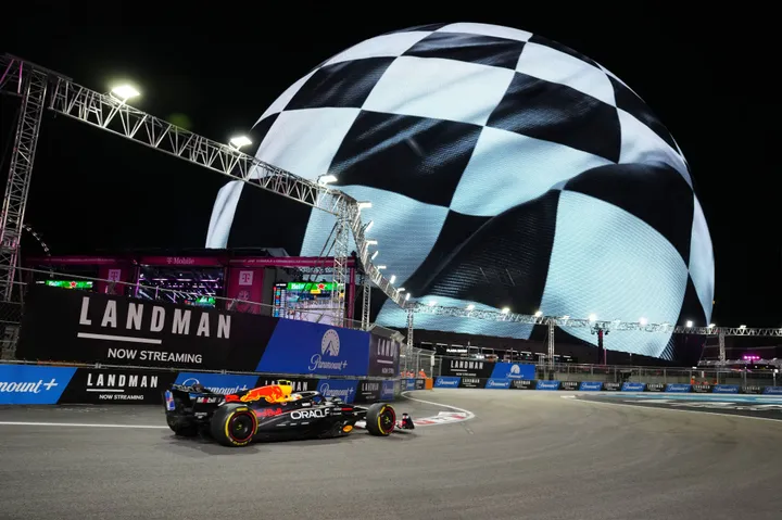 LVGP 2025_Max Verstappen_Sphere_Checkered Flag_Credit Las Vegas Grand Prix
