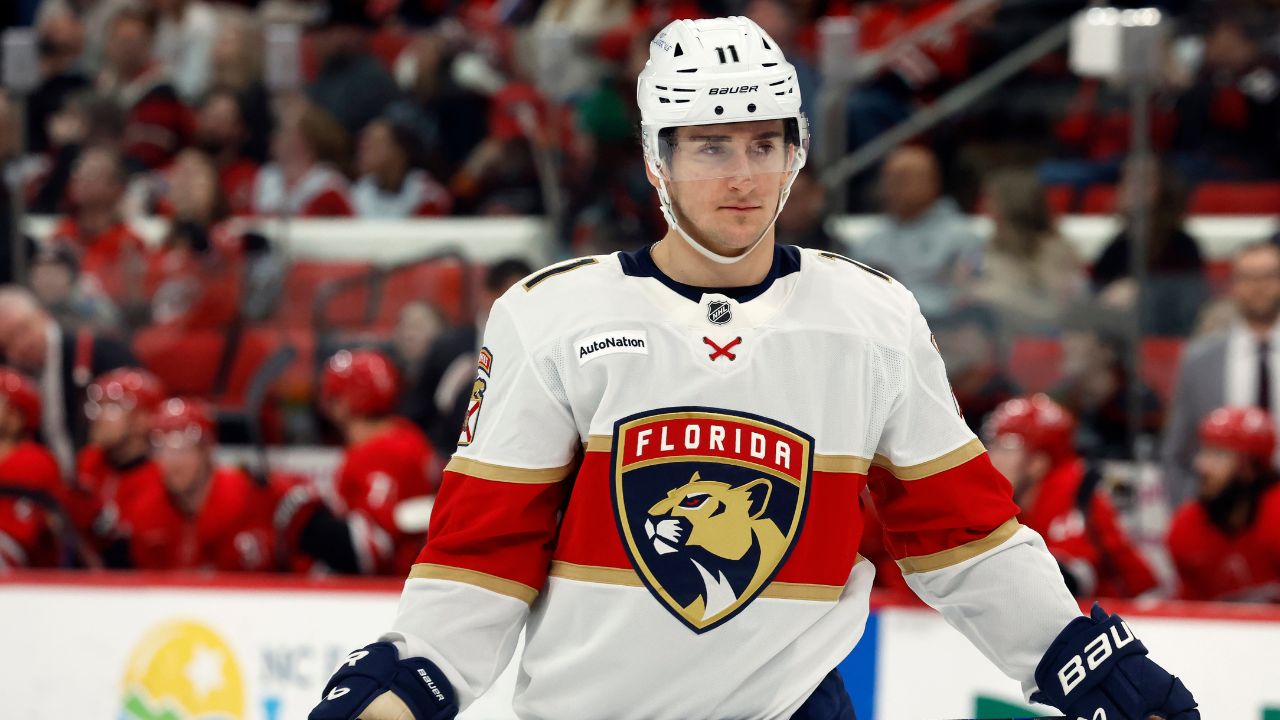 Kraken acquire Mackie Samoskevich from Panthers for two draft picks