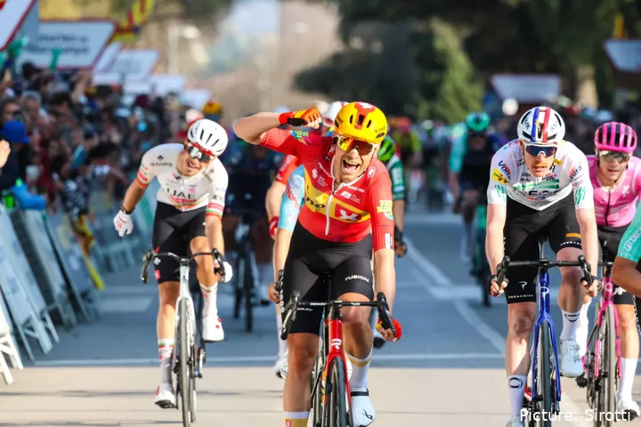 Magnus Cort Nielsen punches the air in celebration after his stage 2 win at the 2026 Volta a Catalunya