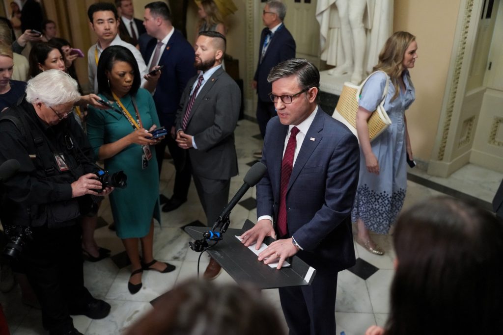 Surveillance program set to expire as Congress rejects FISA extension