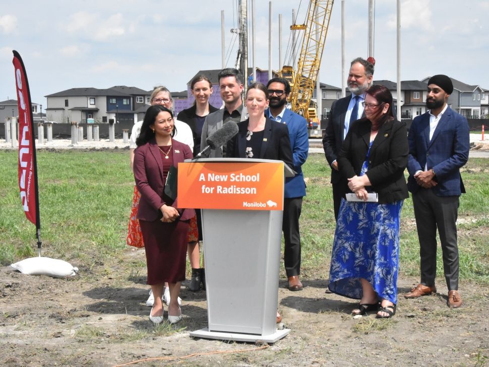 East Winnipeg gets new K to Grade 8 school in Devonshire Park