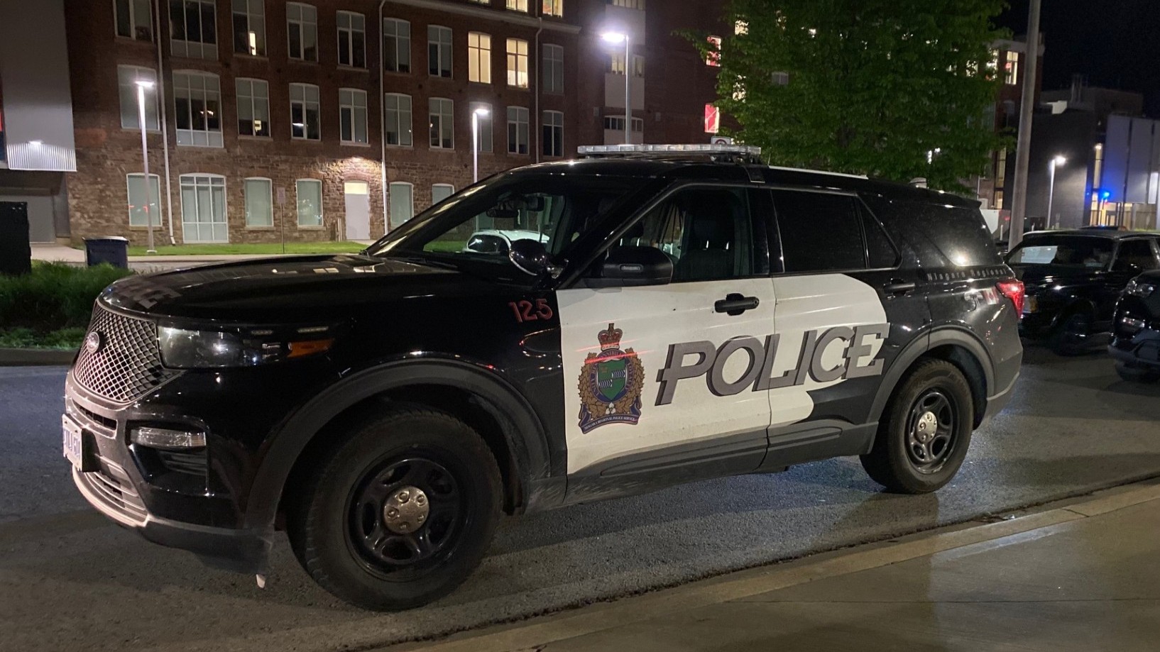 Image of NRP cruiser at night