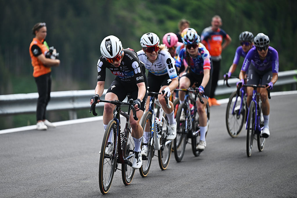 SANTE STEFANO DI CADORE, ITALY - JUNE 03: (L-R) Lauren Dickson of Great Britain and Demi Vollering of Netherlands and Team FDJ United - SUEZ compete in the breakaway competes during the 37th Giro d&amp;apos;Italia Women 2026, Stage 5 a 146km stage from Longarone to Sante Stefano di Cadore 911m / #UCIWWT / on June 03, 2026 in Sante Stefano di Cadore, Italy. (Photo by Luc Claessen/Getty Images)