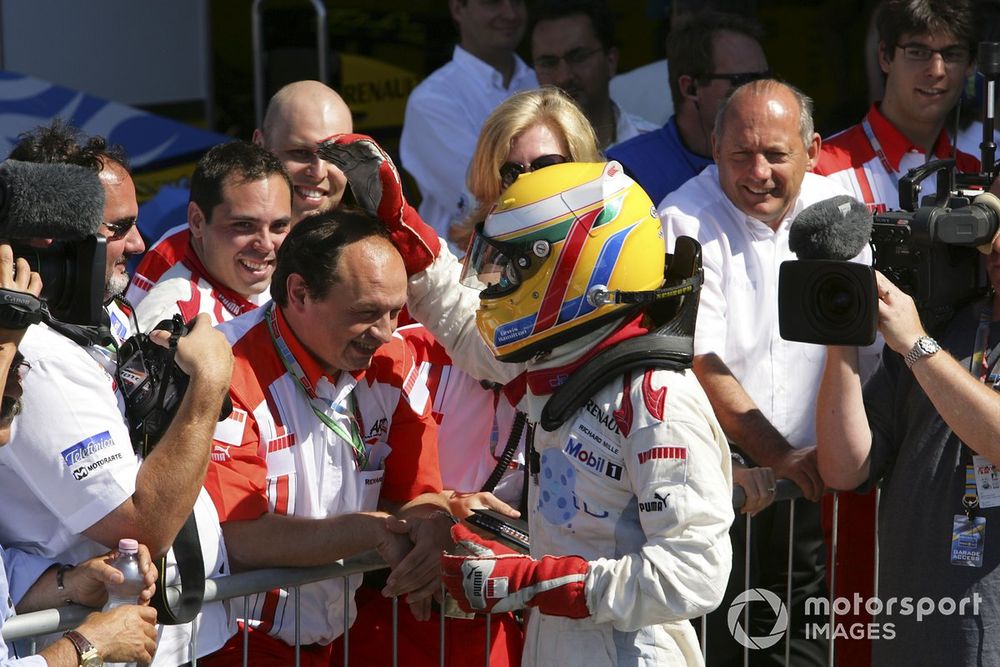 Lewis Hamilton won a lot of races for Frederic Vasseur's teams two decades ago