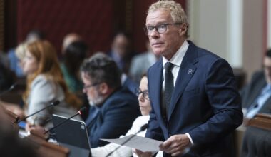 CAQ 'not worried at all' as Labour Minister Jean Boulet joins exodus of MNAs