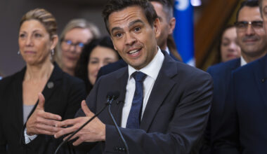 Quebec Liberals threaten legal action against Parti Québécois leader