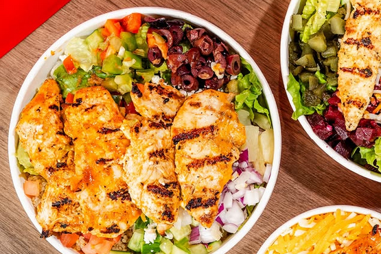 Quebec-based grilled chicken shop opens in Brampton mall food court