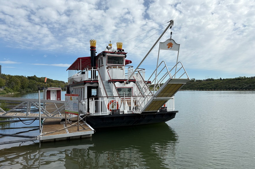 Prairie Lily riverboat.