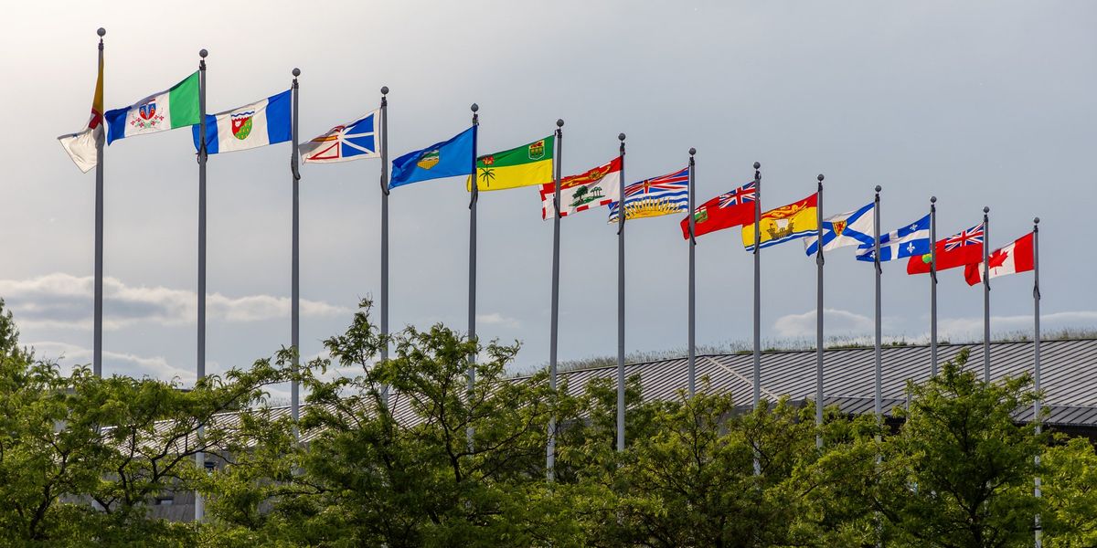 Canadians are leaving the country in record numbers and nearly half are from one province