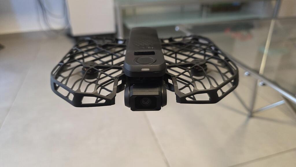 הרחפן HOVERAir X1 Pro