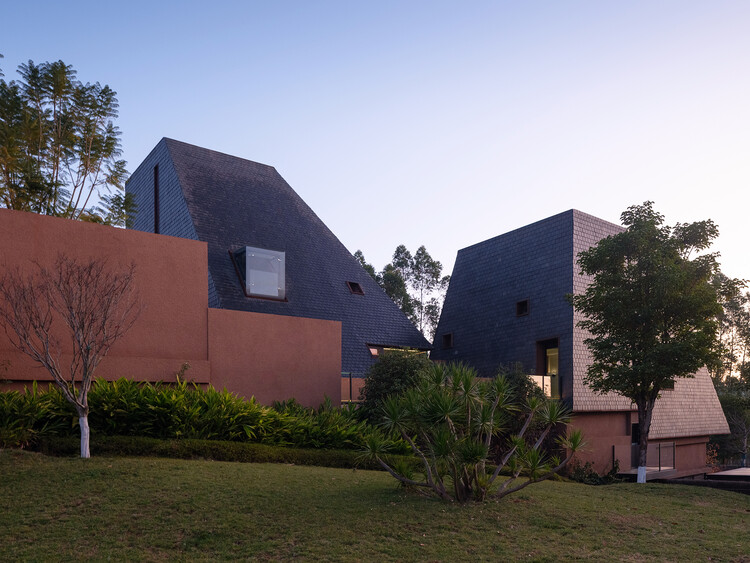 Red Valley Dwellings / line+ studio - Exterior Photography