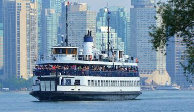 City of Toronto ferry service to Wards Island resumes after temporary suspension