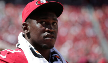 San Francisco outside linebacker Aldon Smith said Tuesday that he visited Ray McDonald's home for a short time the day the ex-49ers defensive lineman is accused of sexually assaulting a woman (Marcio Jose Sanchez/AP)