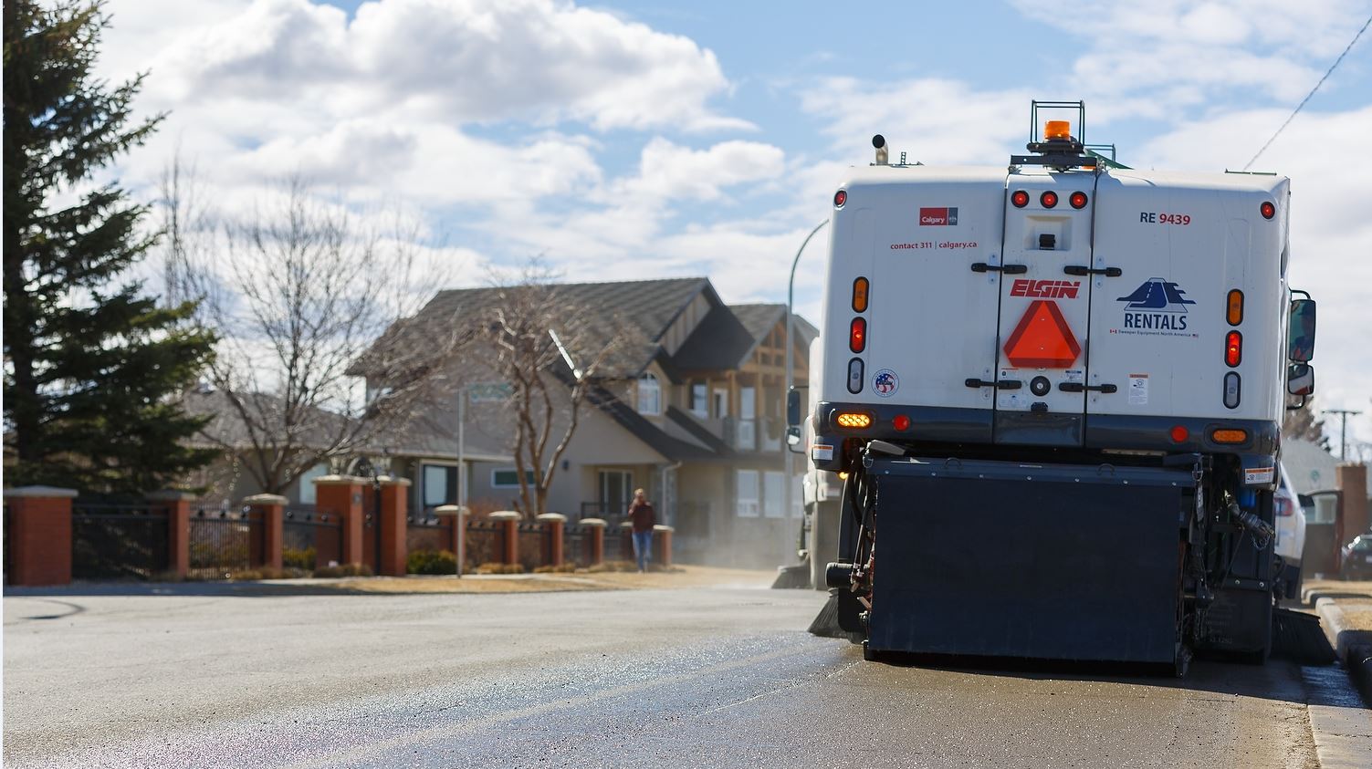 Calgary resident fighting street‑sweeping ticket