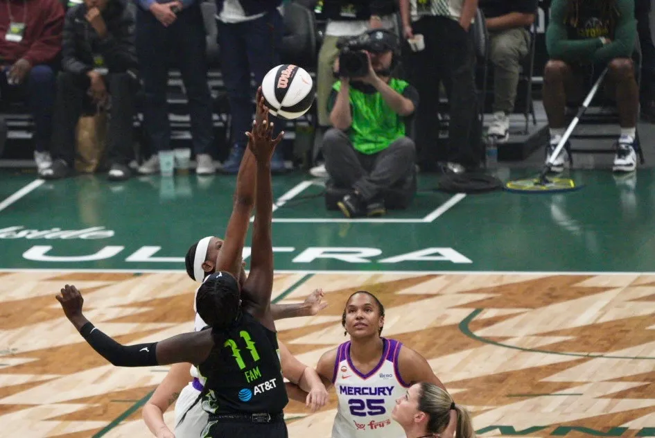 WNBA: Storm stumble vs Mercury