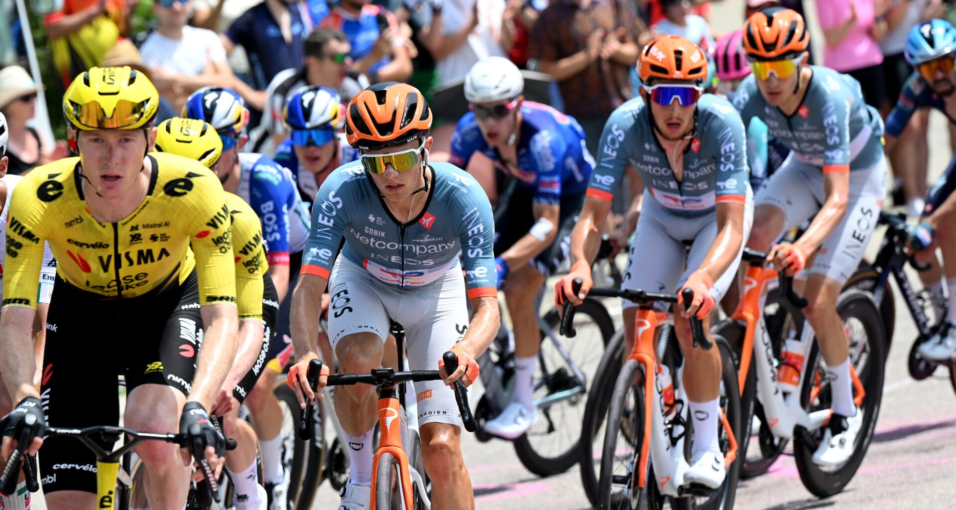 Onley and Vauquelin take time on opening stage