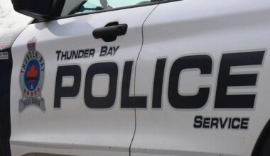 thunder bay police officer charged