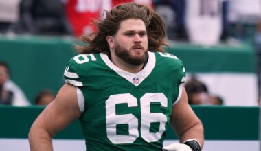AP source: Jets agree to four-year extension with guard Joe Tippmann