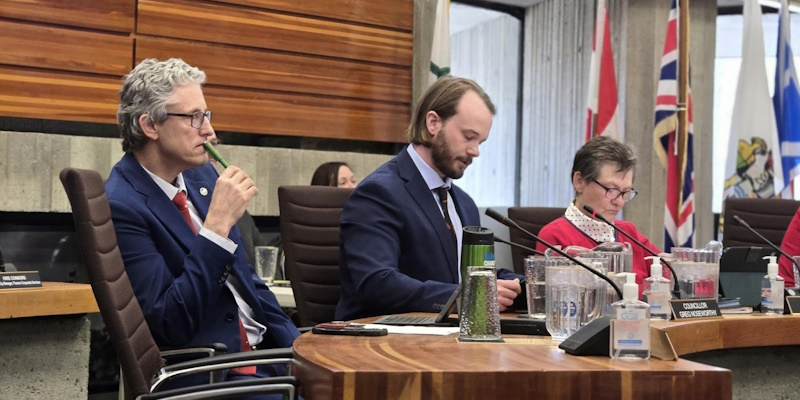 'Deeply Harmful': Councillor Hammond Details Podcast Comments That Led to Davis Suspension