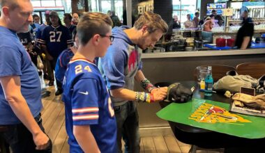 NFL YouTuber Tom Grossi returns to Buffalo for second '30-in-30' initiative